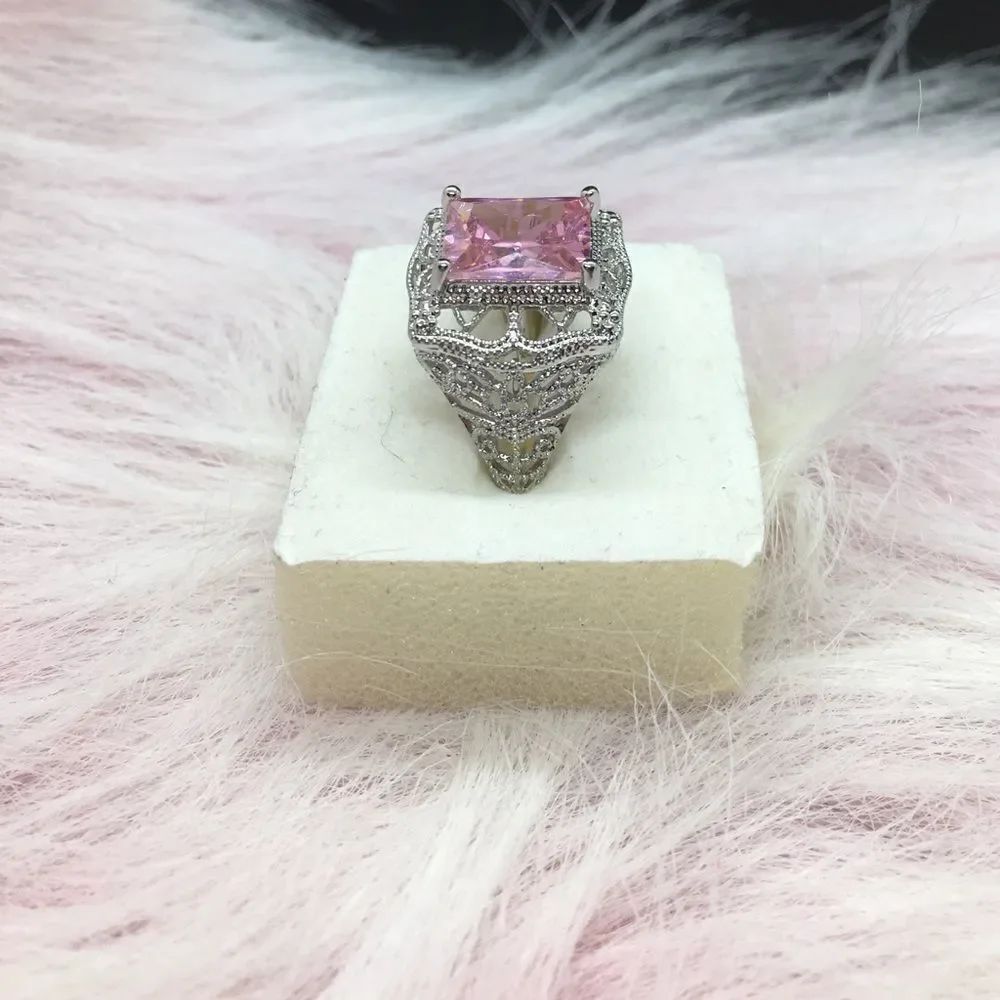 Pink Princess ring - Picture 2 of 2